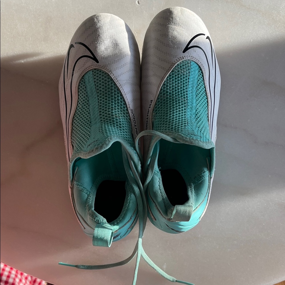 White and Teal Nike phantom soccer cleats size US 5
